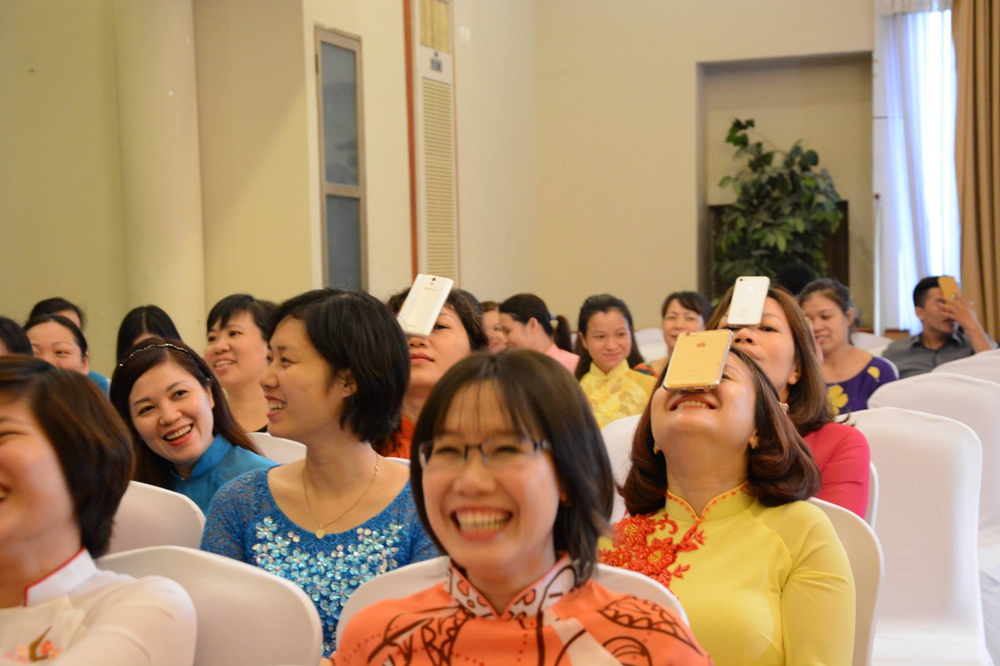 Giao lưu văn hóa ứng xử